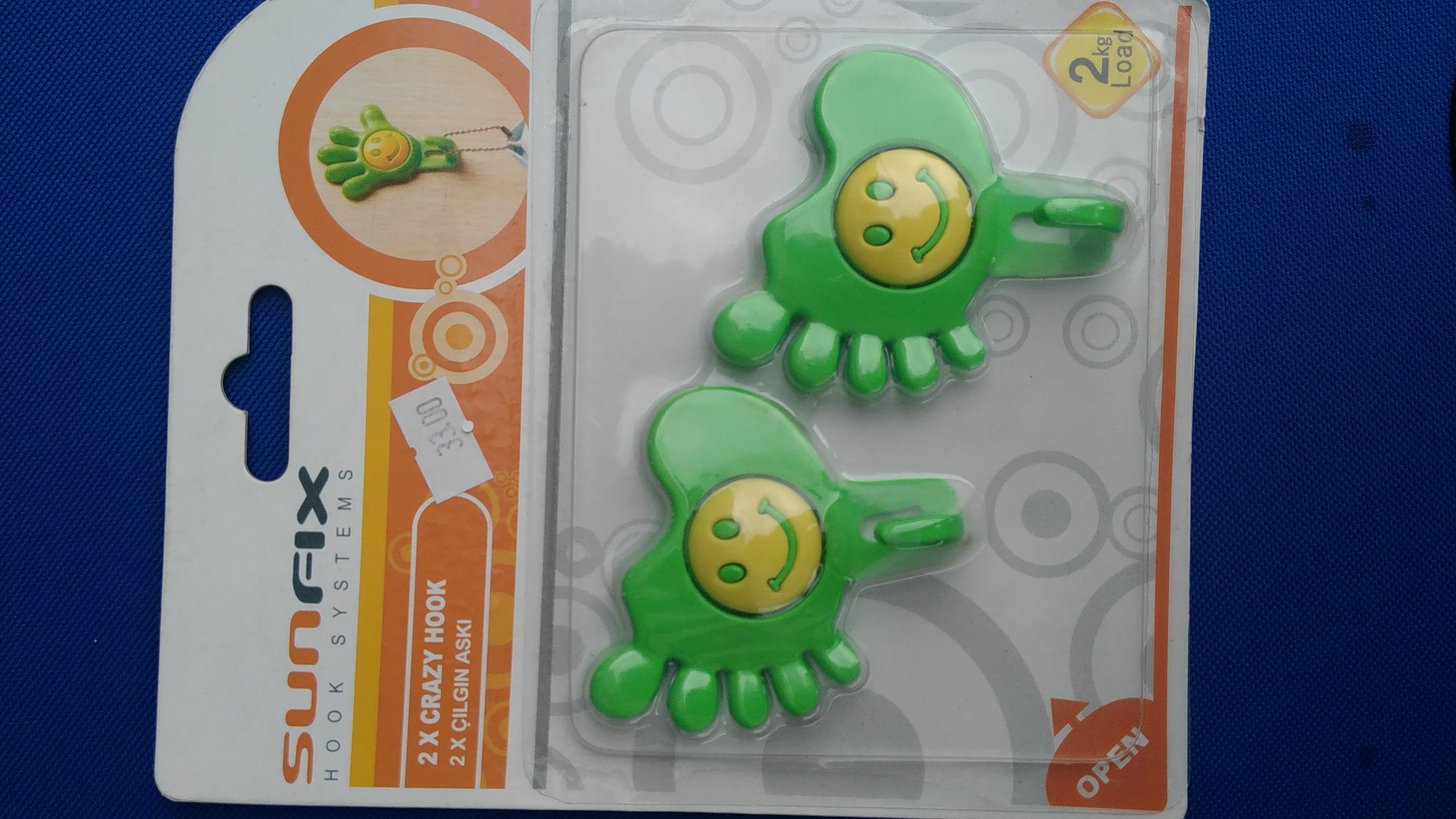 Háček plast Ťapky 7x7 cm