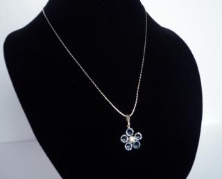 Sada - náhrdelník s náušnicemi KVĚT MODRÝ